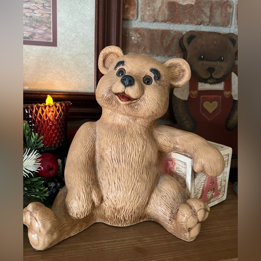Rare Vintage 1989 Homco Large Heavy Bear and ABC Block
Statue Collector